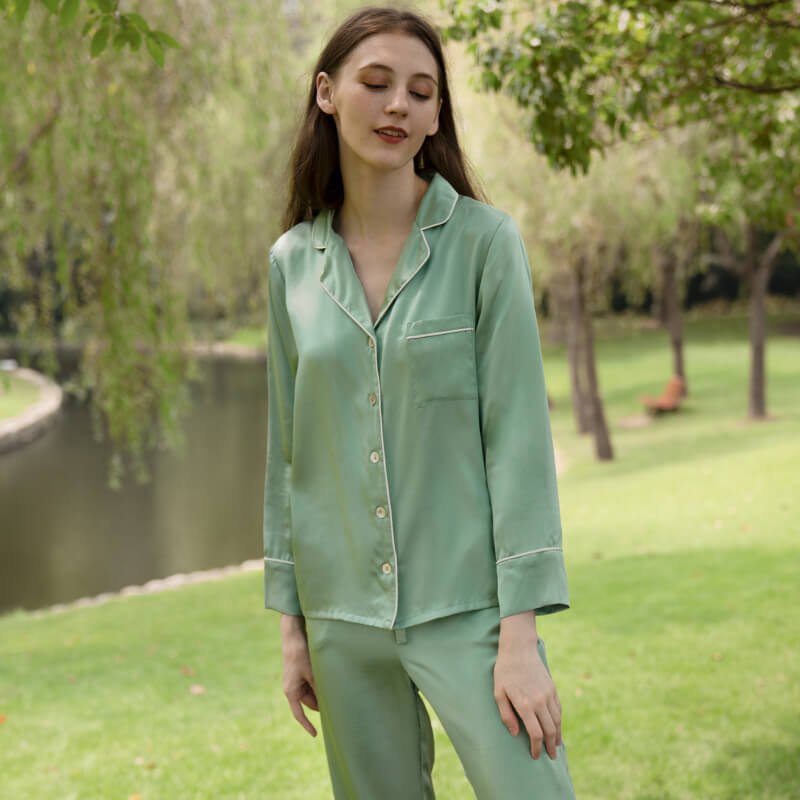 Bright Color Silk Pajamas Set for Women champagne XS