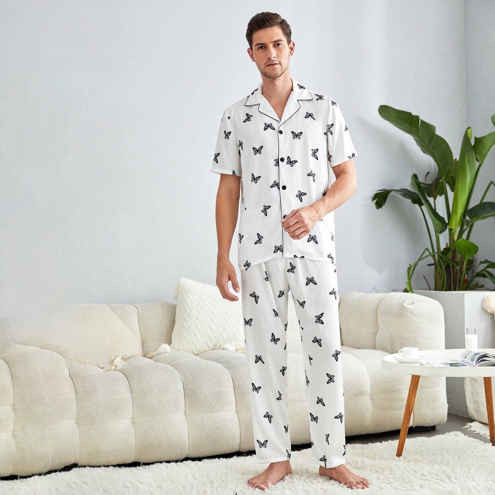 Men's Silk Pajamas Set Short Sleeves Butterfly Print Silk Nightwear