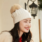 Gorro de punto grueso de cachemira sólida con pompón de piel Gorro de cachemira suave para mujer para el invierno