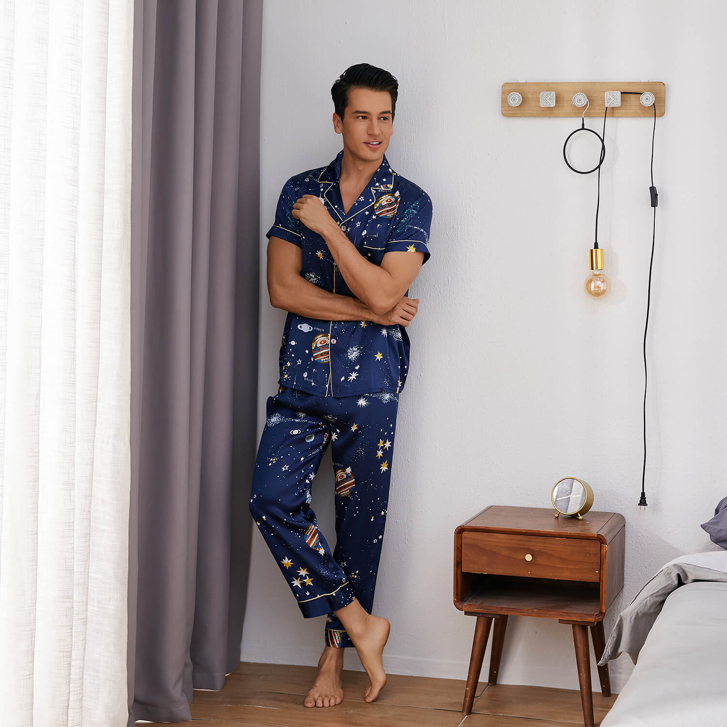 Short Sleeved Silk Pajama Set For Mens Print Luxury Best Silk Loungewear - slipintosoft