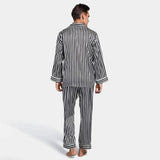 Conjunto de pijama de seda largo a rayas para hombre Pijamas de seda a rayas en blanco y negro
