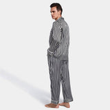 Conjunto de pijama de seda largo a rayas para hombre Pijamas de seda a rayas en blanco y negro