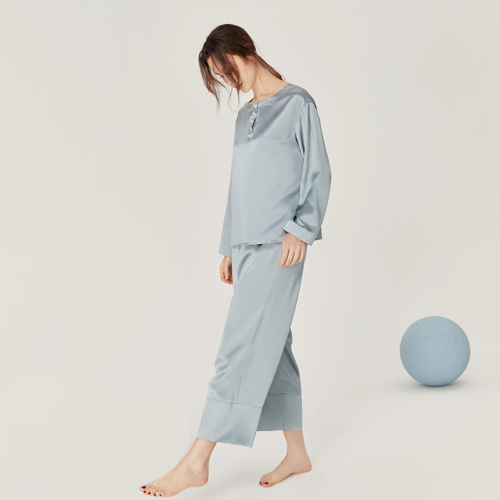 Womens Classic Silk Pajamas Set Round Neck Long Silk Sleepwear - slipintosoft